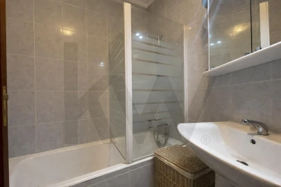 Apartamento T2 para Venda em São João da Madeira