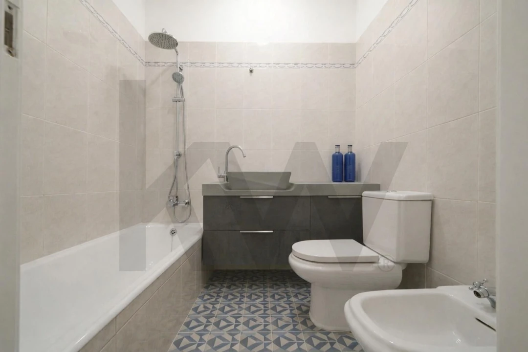 Apartamento T2 para Venda em Odivelas Foto 5