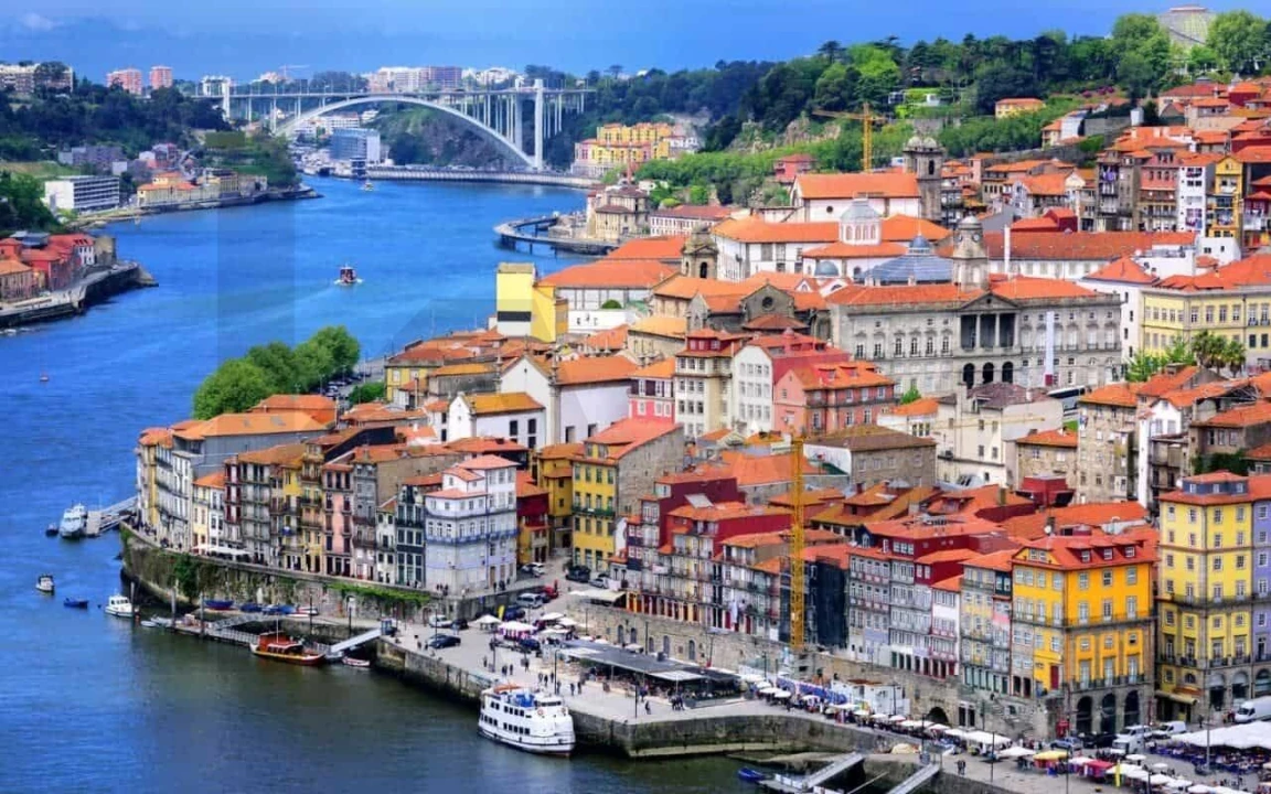 Negócio para Trespasse em Cedofeita, Santo Ildefonso, Sé, Miragaia, São Nicolau e Vitória Foto 1