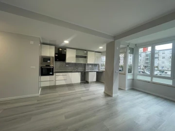 Apartamento T2 para Venda em Oeiras e São Julião da Barra, Paço de Arcos e Caxias