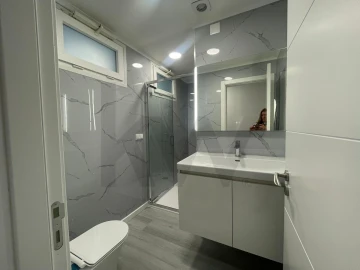 Apartamento T2 para Venda em Oeiras e São Julião da Barra, Paço de Arcos e Caxias