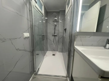 Apartamento T2 para Venda em Oeiras e São Julião da Barra, Paço de Arcos e Caxias