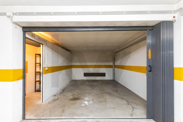 Apartamento T2 para Venda em Castêlo da Maia Foto 23