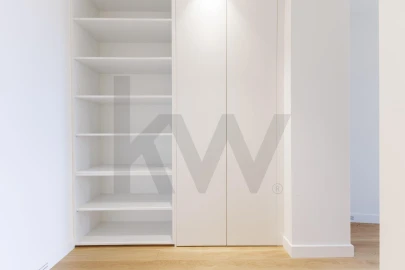 Apartamento T1 para Arrendamento em Santa Maria Maior