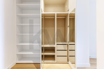 Apartamento T1 para Arrendamento em Santa Maria Maior