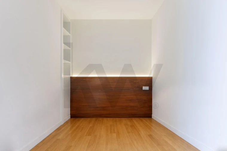 Apartamento T1 para Arrendamento em Santa Maria Maior Foto 5