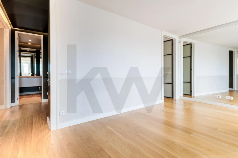 Apartamento T1 para Arrendamento em Santa Maria Maior Foto 3