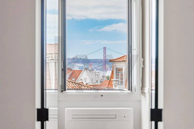 Apartamento T1 para Arrendamento em Santa Maria Maior Foto 20