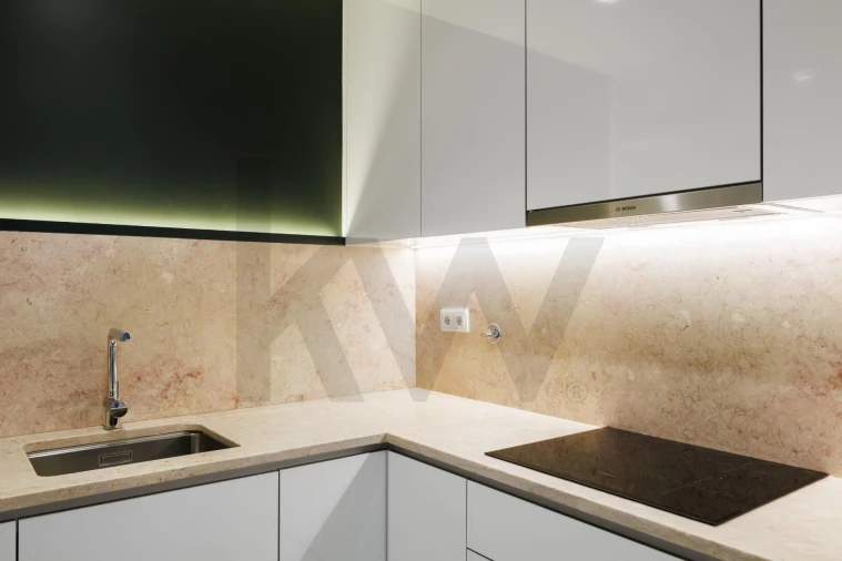 Apartamento T1 para Arrendamento em Santa Maria Maior Foto 14