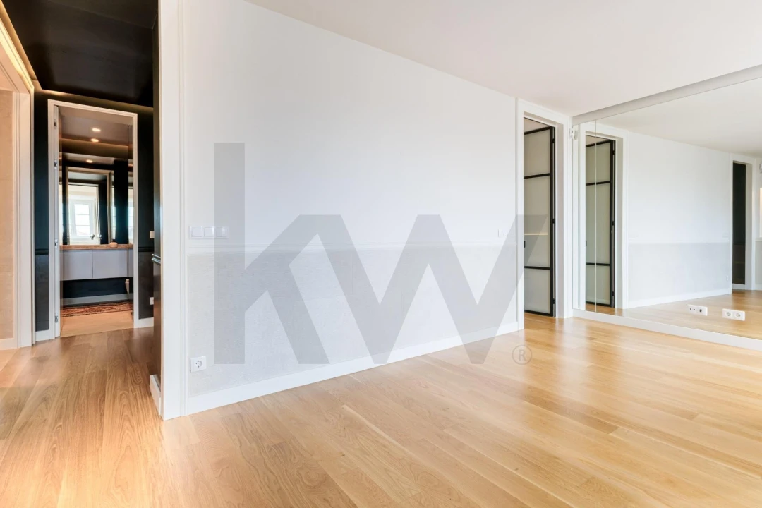 Apartamento T1 para Arrendamento em Santa Maria Maior Foto 3