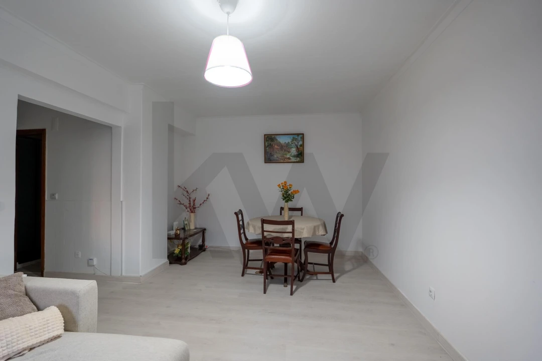 Apartamento T2 para Venda em Barreiro e Lavradio Foto 7