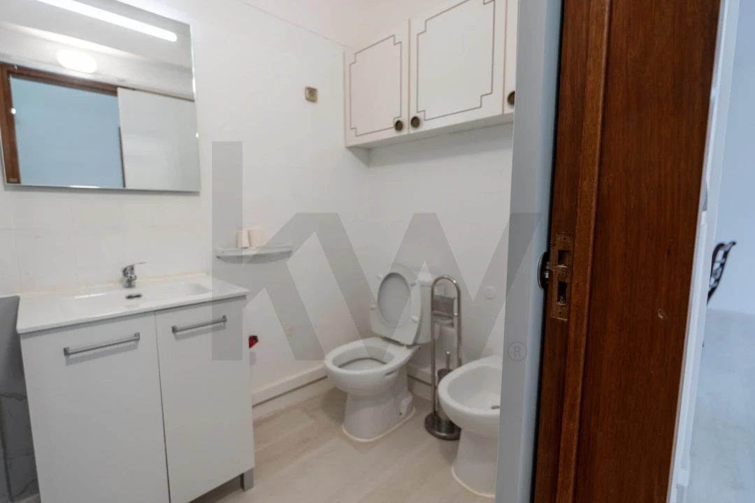 Apartamento T2 para Venda em Barreiro e Lavradio Foto 17