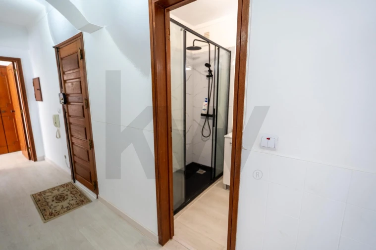 Apartamento T2 para Venda em Barreiro e Lavradio Foto 14