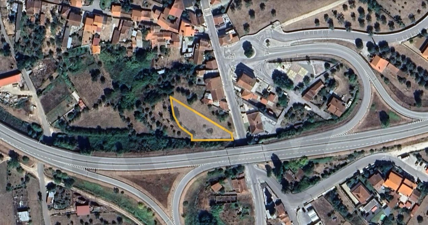 Terreno para Venda em Miranda do Corvo Foto 6