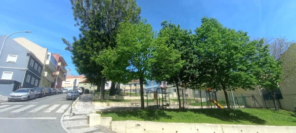 Garagem para Venda em Encosta do Sol