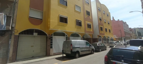 Garagem para Venda em Encosta do Sol