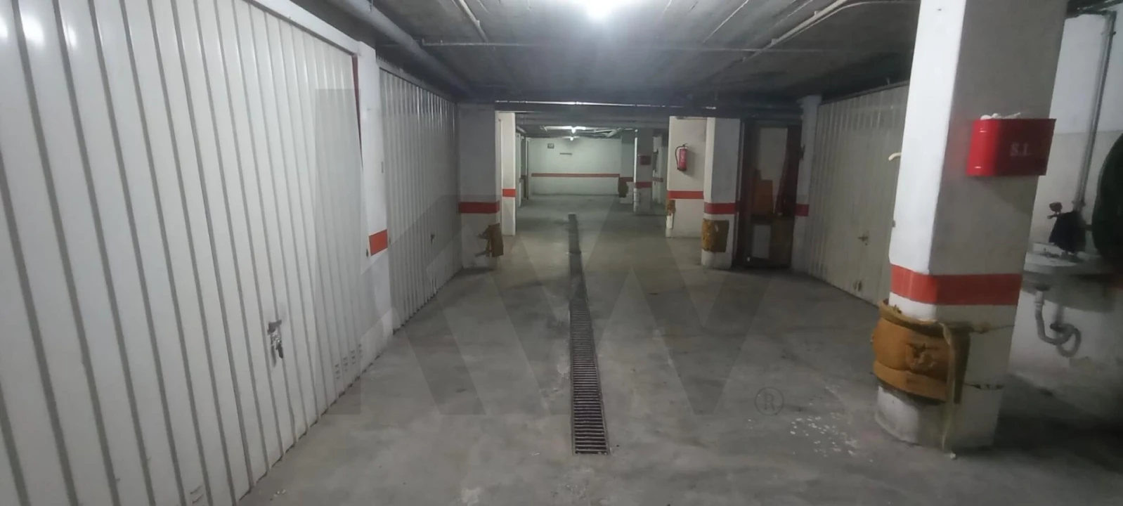 Garagem para Venda em Encosta do Sol Foto 13