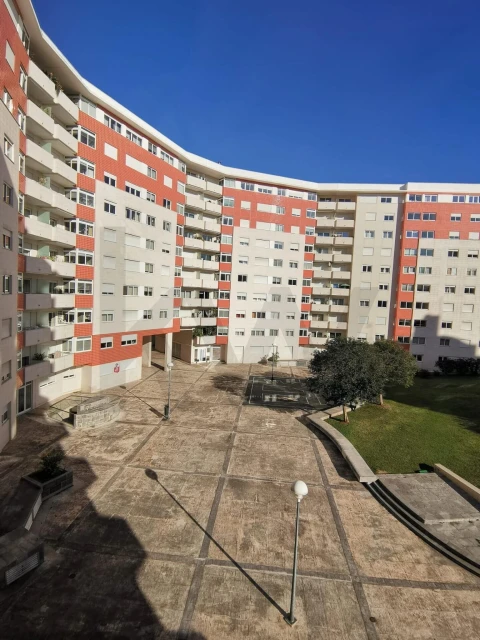 Apartamento T1 para Arrendamento em Lumiar