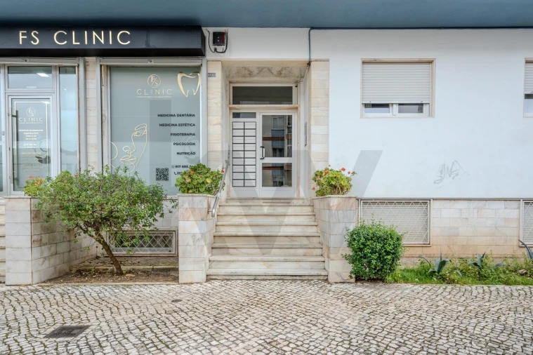 Apartamento T3 para Venda em Cacém e São Marcos Foto 27