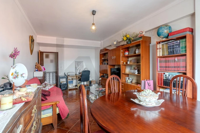 Apartamento T3 para Venda em Cacém e São Marcos Foto 4