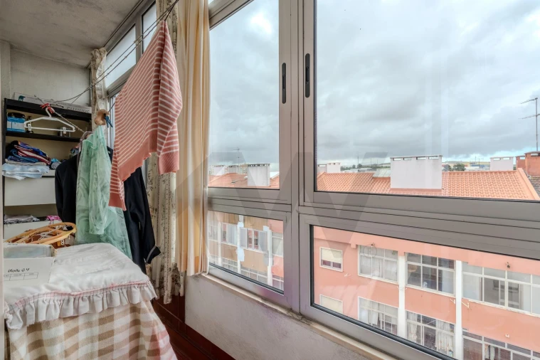 Apartamento T3 para Venda em Cacém e São Marcos Foto 25
