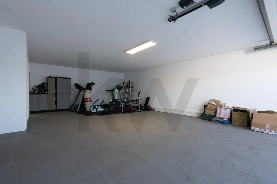 Moradia T4 para Venda em Pontinha e Famões Foto 67