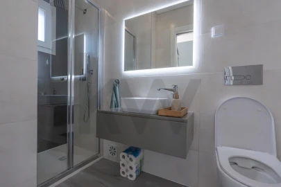 Moradia T4 para Venda em Pontinha e Famões