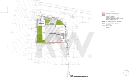 Moradia T4 para Venda em Pontinha e Famões