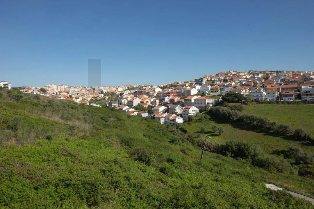 Moradia T4 para Venda em Pontinha e Famões Foto 30