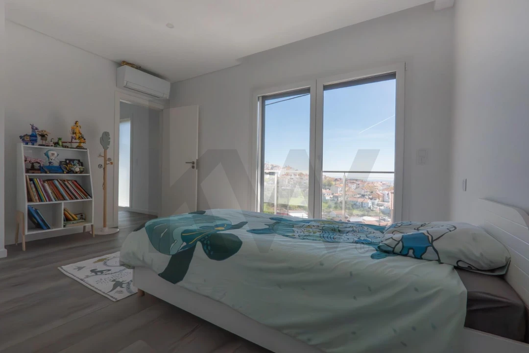 Moradia T4 para Venda em Pontinha e Famões Foto 27