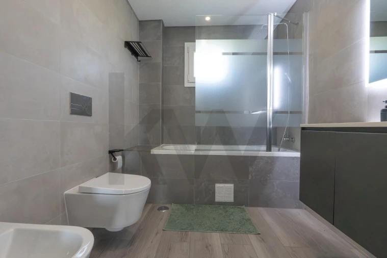 Moradia T4 para Venda em Pontinha e Famões Foto 38