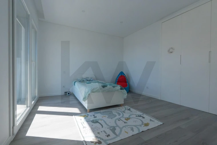 Moradia T4 para Venda em Pontinha e Famões Foto 25