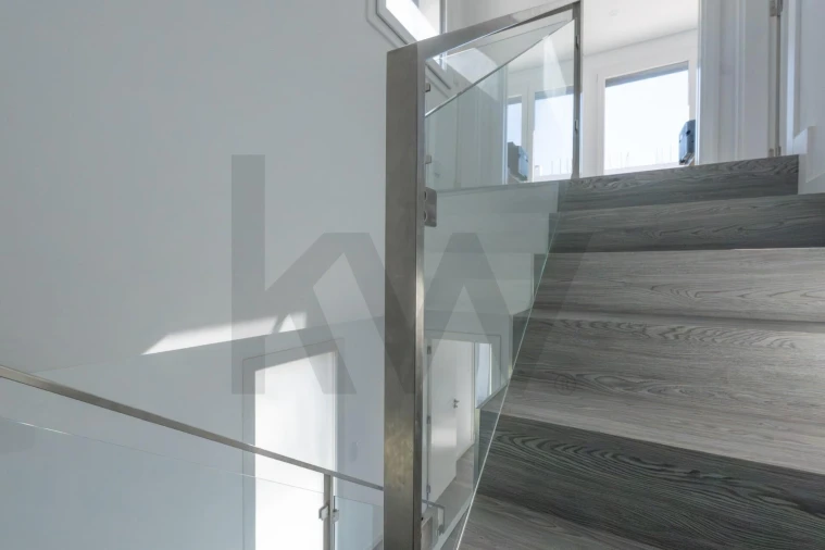 Moradia T4 para Venda em Pontinha e Famões Foto 50