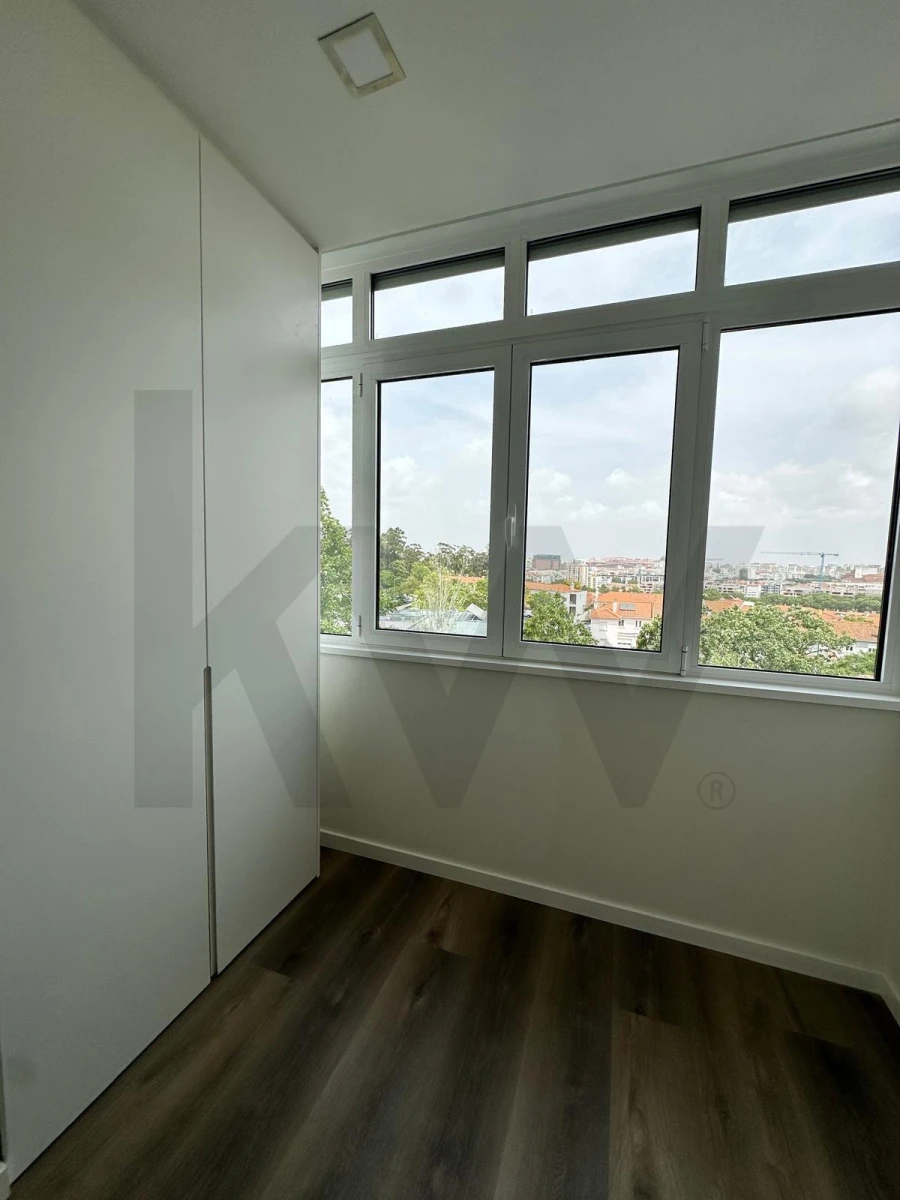 Apartamento T3 para Venda em Benfica Foto 12