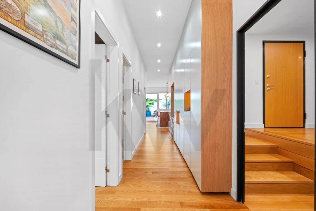 Apartamento T3 para Venda em Campolide Foto 12