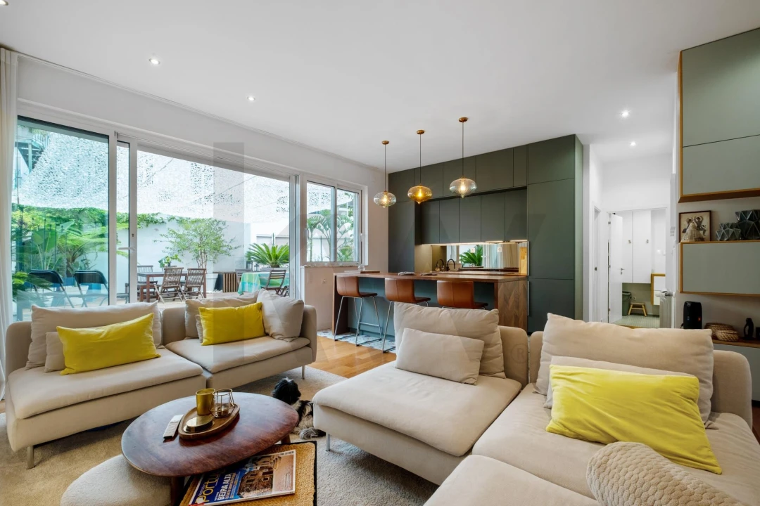 Apartamento T3 para Venda em Campolide Foto 2