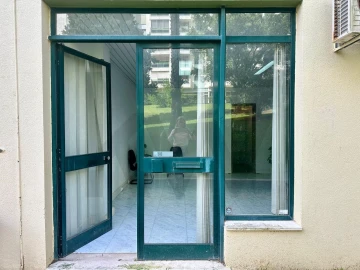 Loja para Arrendamento em Oeiras e São Julião da Barra, Paço de Arcos e Caxias