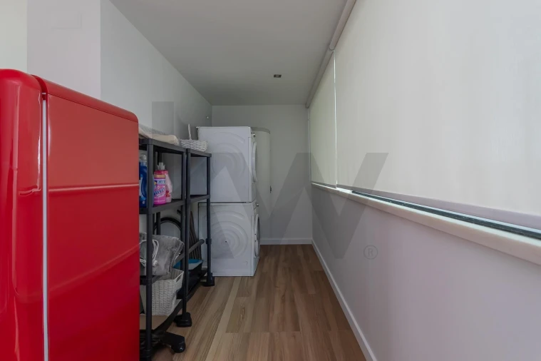 Apartamento T5 para Arrendamento em Lumiar Foto 24