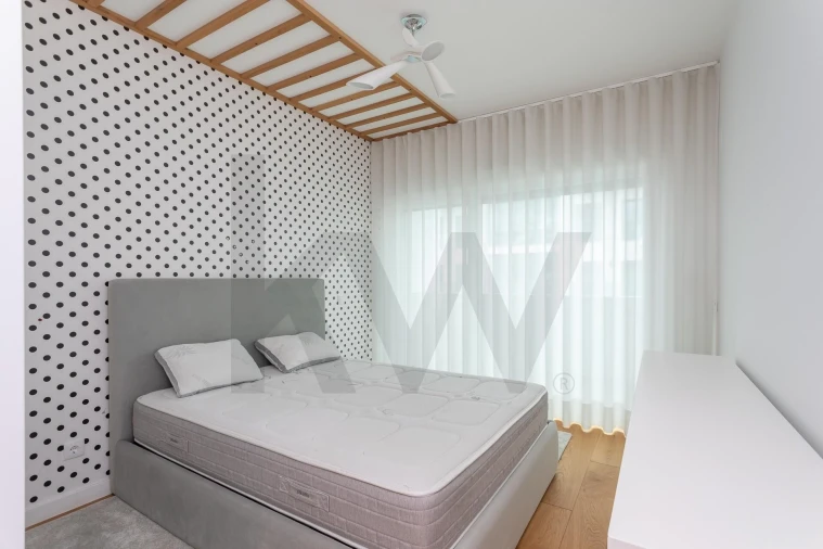 Apartamento T5 para Arrendamento em Lumiar Foto 19