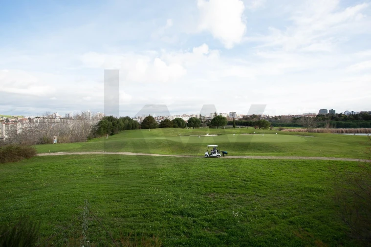 Apartamento T5 para Arrendamento em Lumiar Foto 34