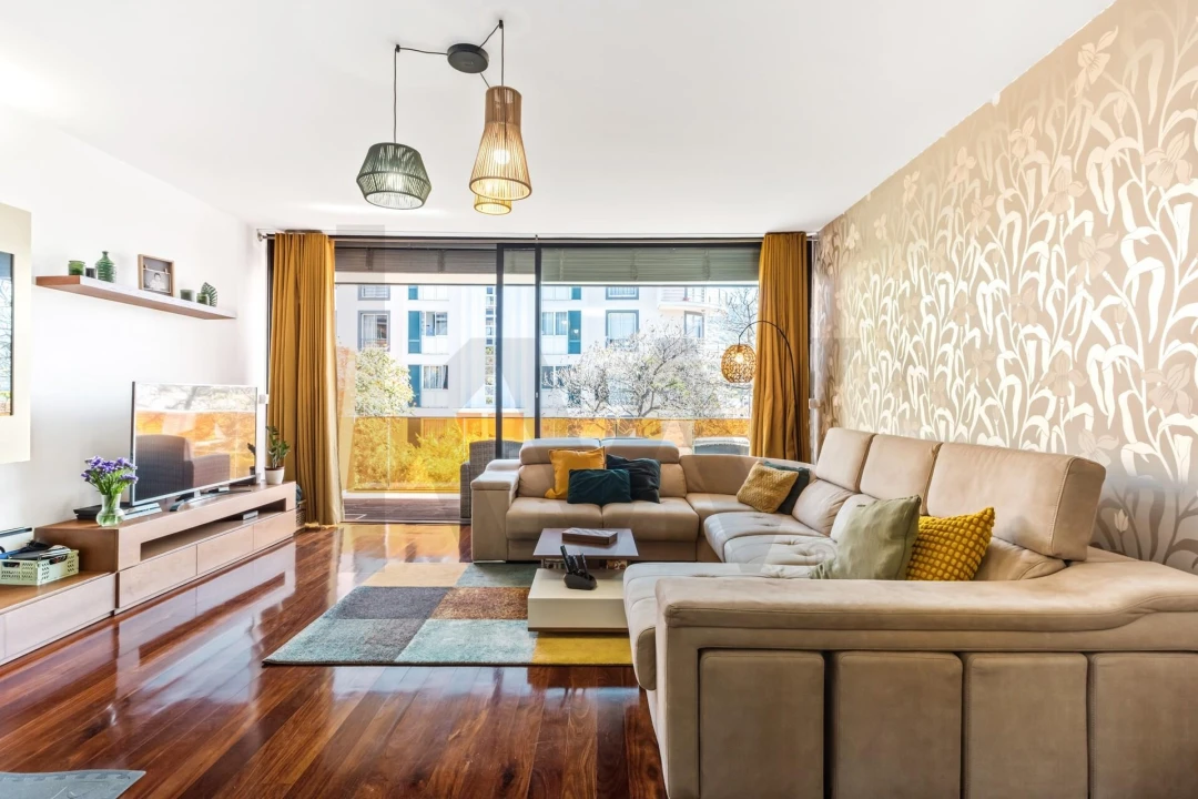 Apartamento T2 para Venda em Santo Antonio Foto 6