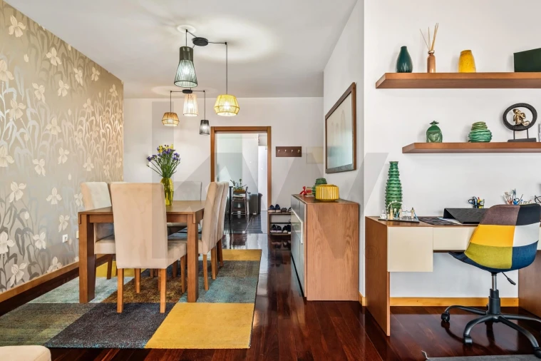 Apartamento T2 para Venda em Santo Antonio Foto 8