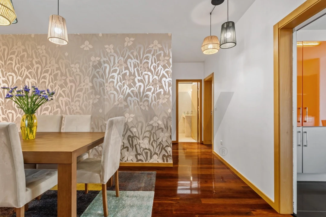 Apartamento T2 para Venda em Santo Antonio Foto 3