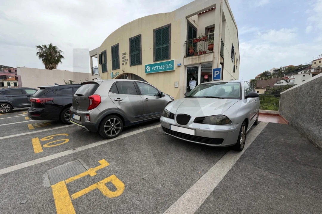 Apartamento T1 para Venda em Camara de Lobos Foto 22