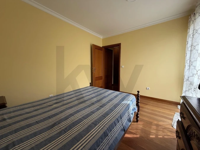 Apartamento T1 para Venda em Camara de Lobos Foto 12