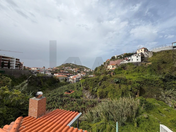 Apartamento T1 para Venda em Camara de Lobos Foto 20