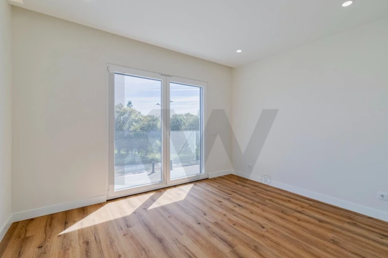 Moradia T4 para Venda em Palmela Foto 11