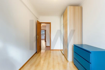 Apartamento T2 para Arrendamento em Azeitão (São Lourenço e São Simão)