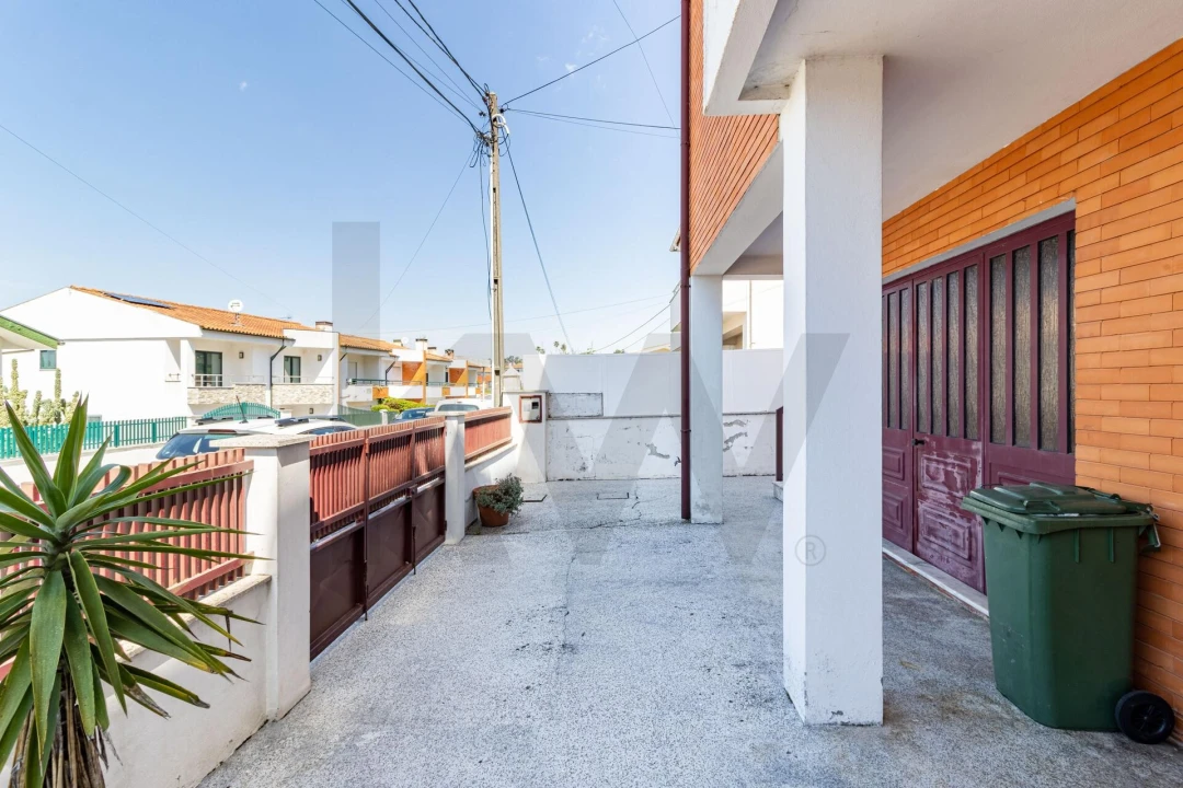 Moradia T3 para Venda em São Miguel do Souto e Mosteirô Foto 3