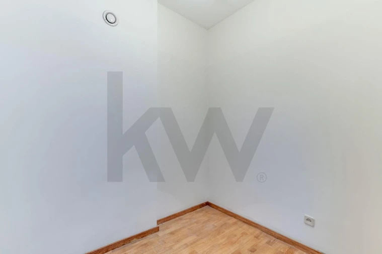 Apartamento T2 para Venda em Bonfim Foto 16